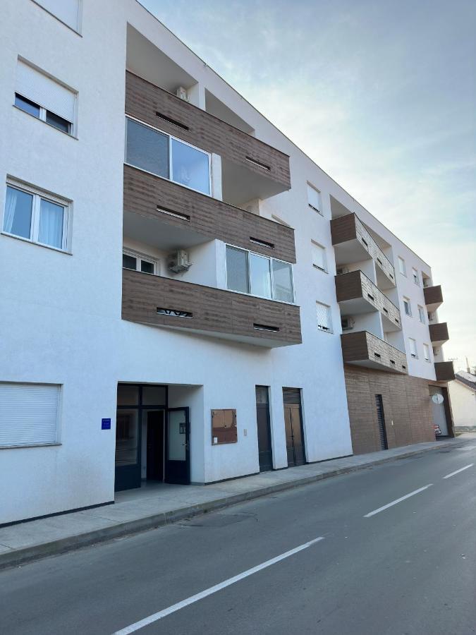 City Rent 1 Osijek Exteriér fotografie